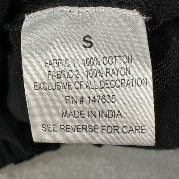 Free Generation Yarn Embroidered Babydoll Top Size Small Black Colorful Boho - Picture 7 of 9